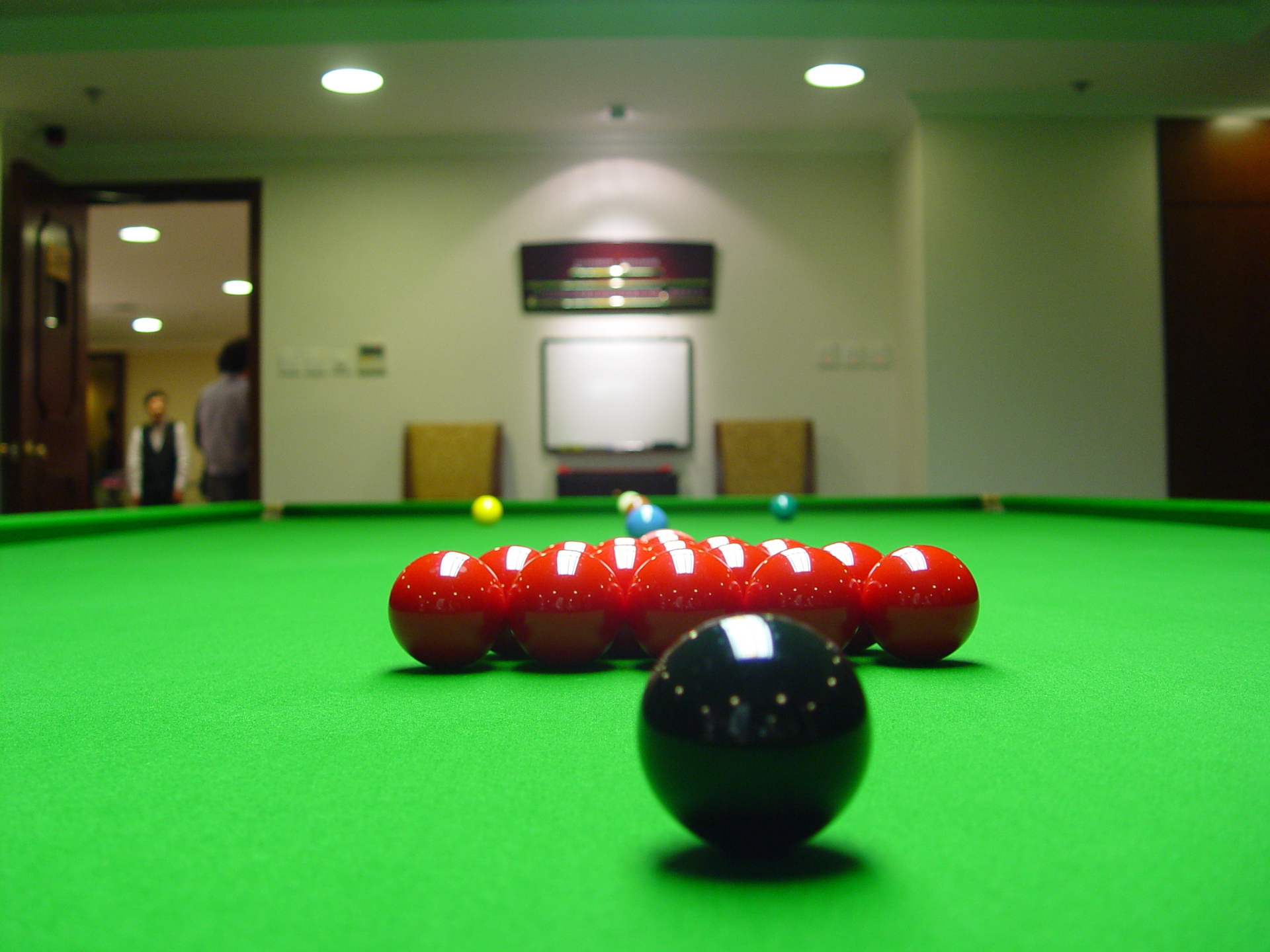 Snooker coaching: how to play screw shots