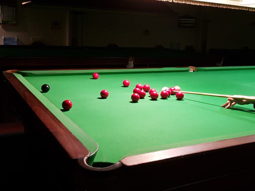 Snooker tables: how much space do I need for a full-size table?